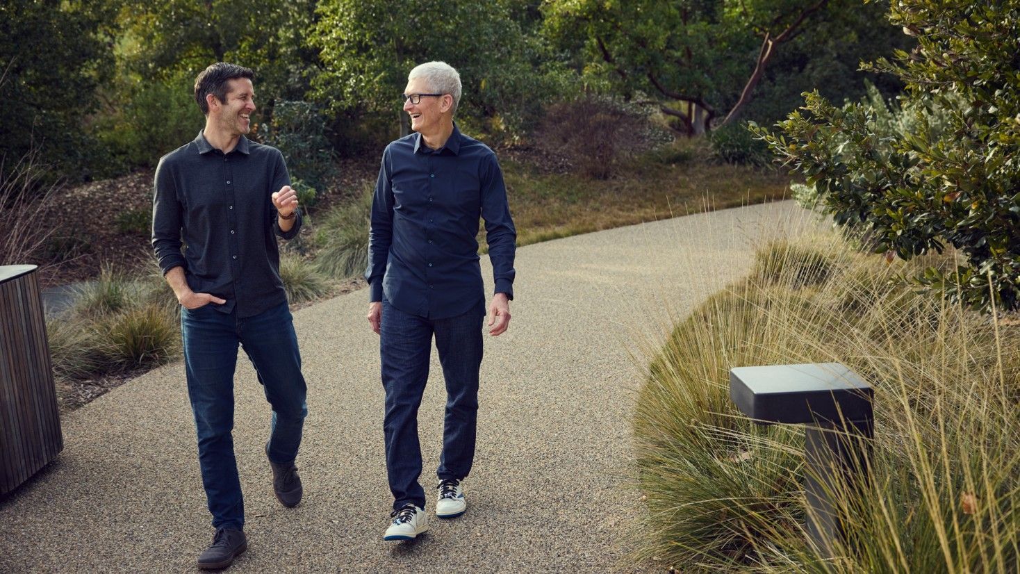 Apple annonce le départ de Tim Cook, John Ternus prend les commandes