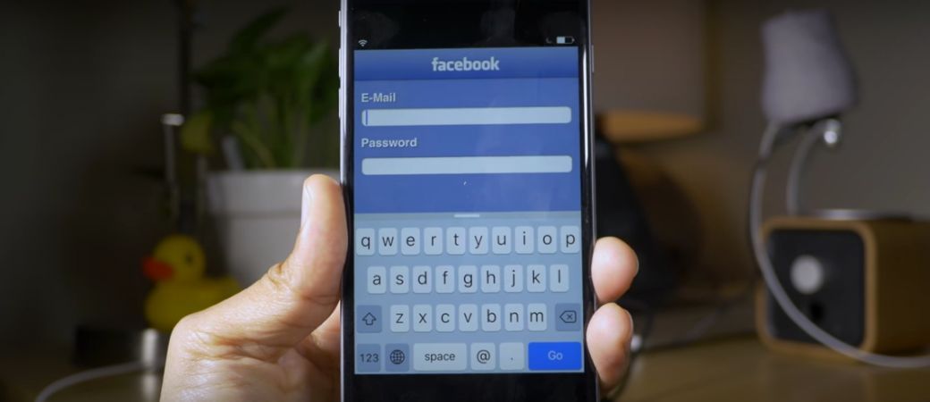 facebook-old-version-iphone-6s-0.jpg facebook-old-version-iphone-6s-0.jpg